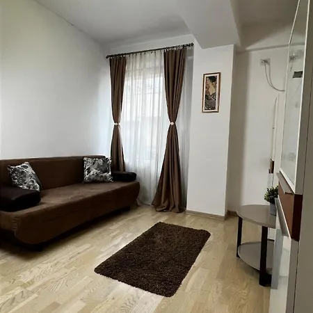 Centrally Located With Spacious Terrace Apartmán
